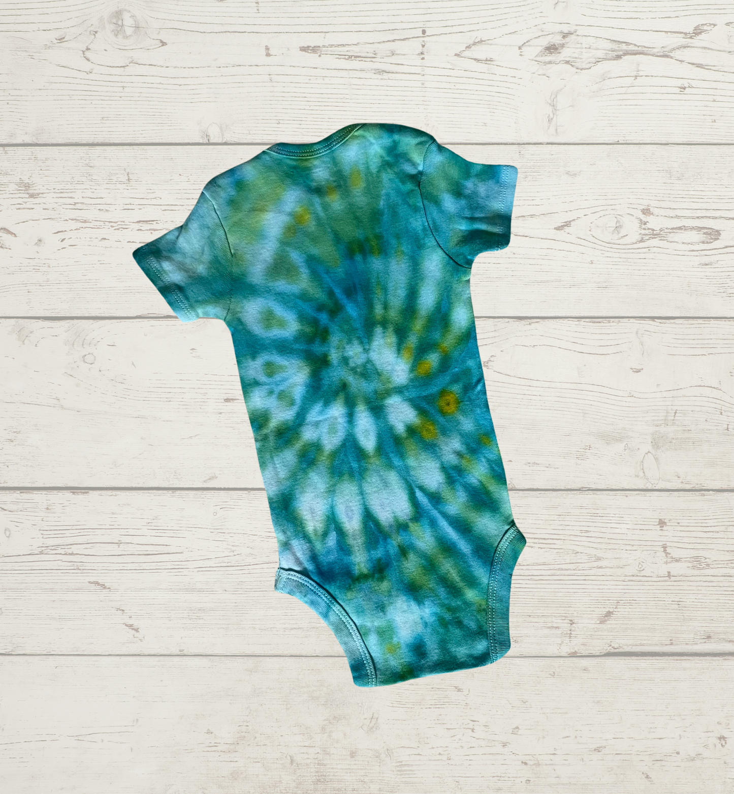 6-9 M Short Sleeve Blue/Green Spiral